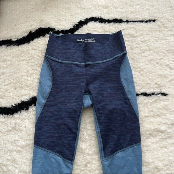 Outdoor Voices TechSweat Blue Colorblock High Rise Cropped Leggings - Picture 3 of 6